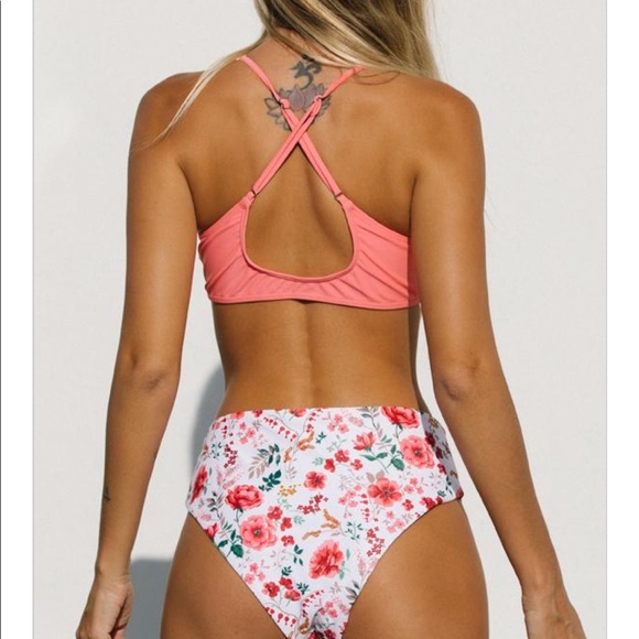 Bikini Set - Picture 2 of 2